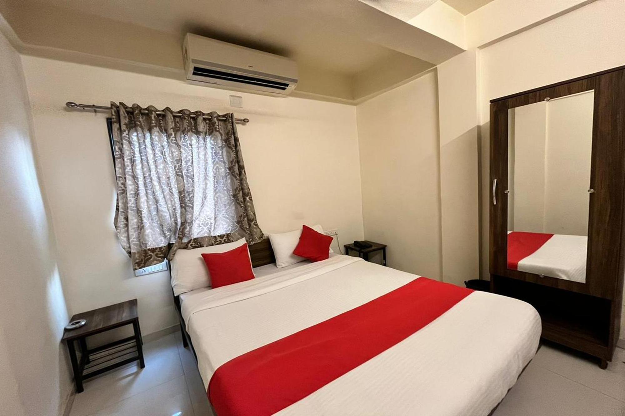 Hotel Kalyan Palace Watuwa Exteriér fotografie