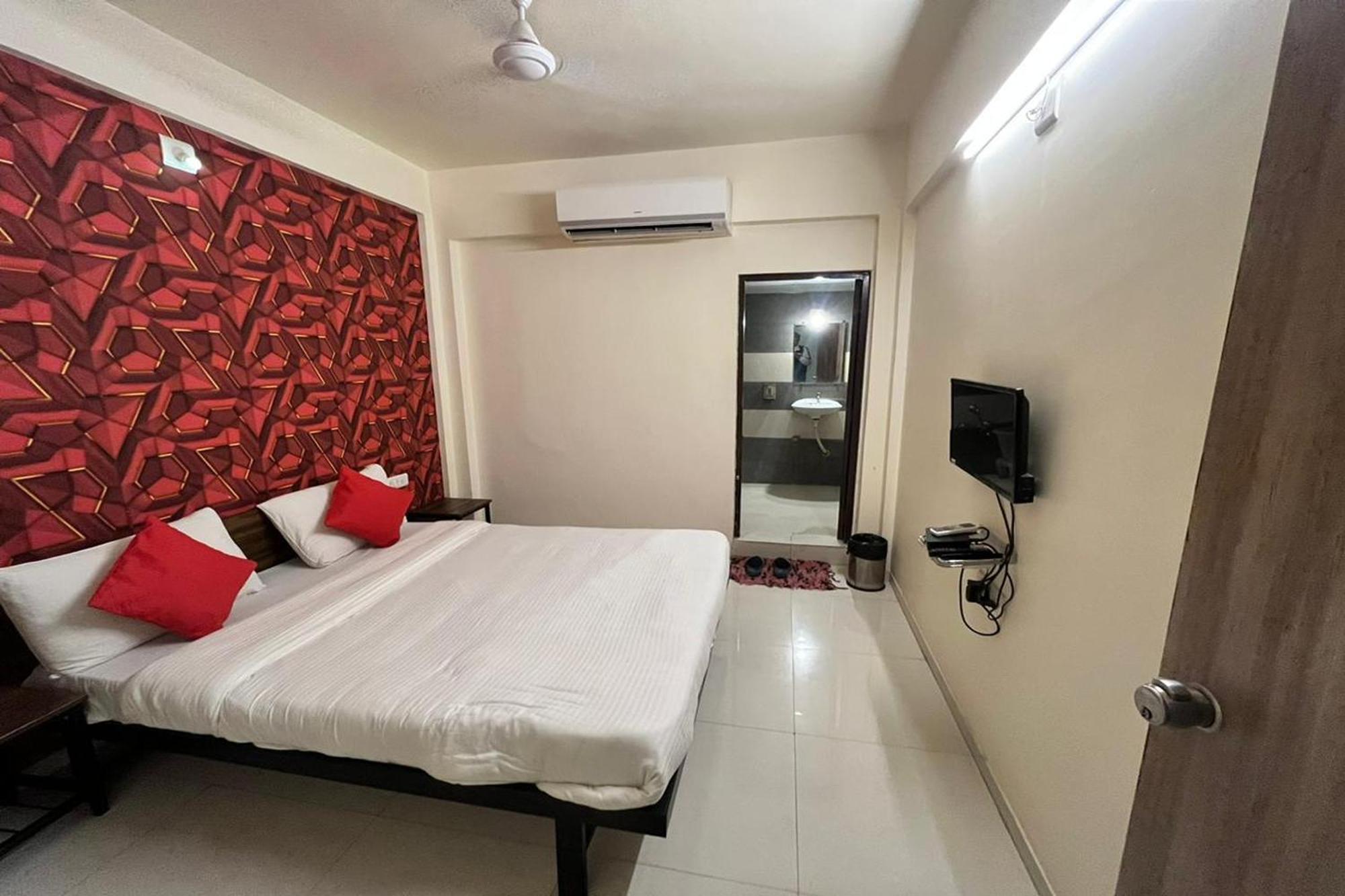 Hotel Kalyan Palace Watuwa Exteriér fotografie