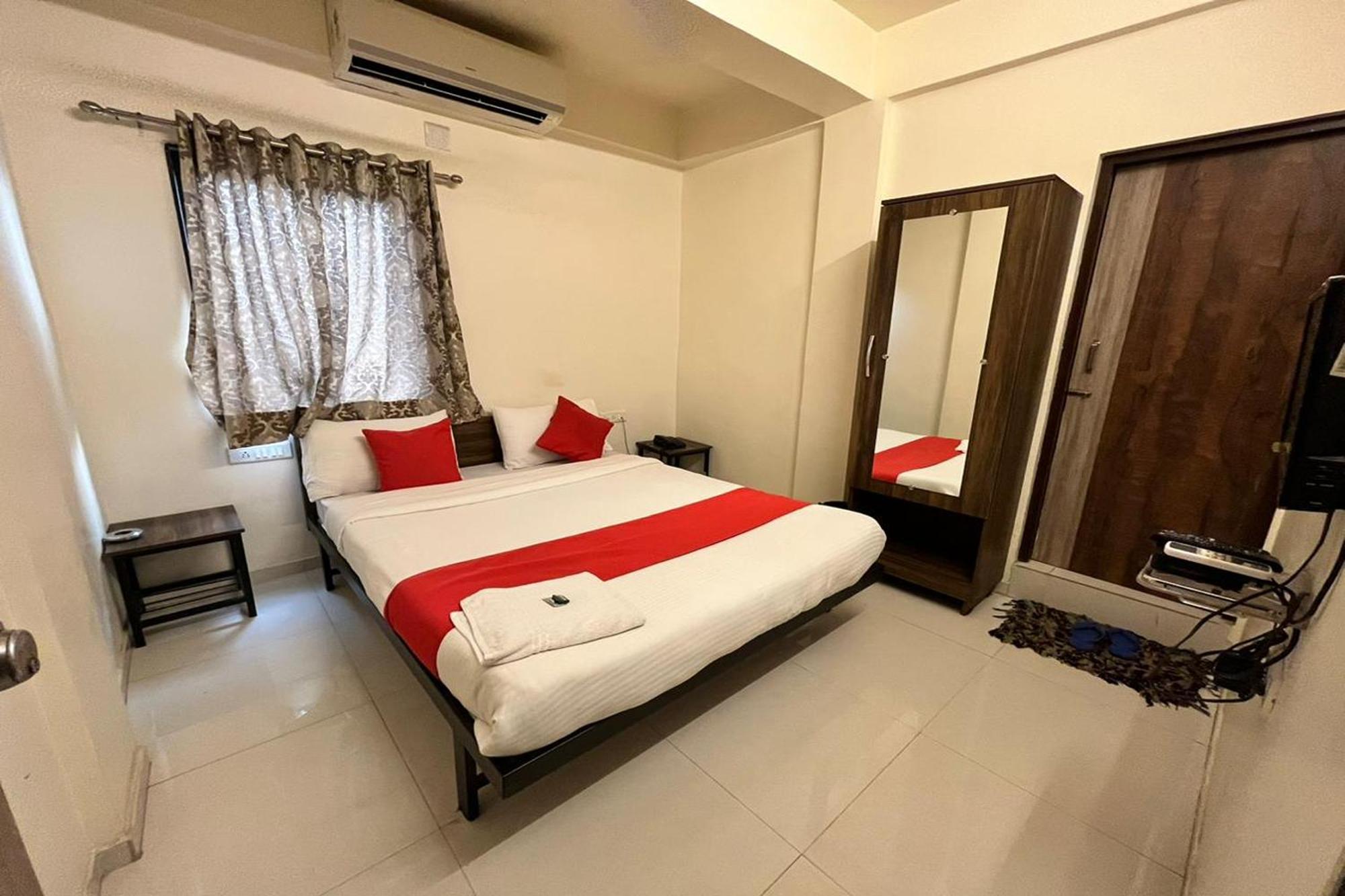 Hotel Kalyan Palace Watuwa Exteriér fotografie